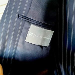 Excellent condition Hickey Freeman suit